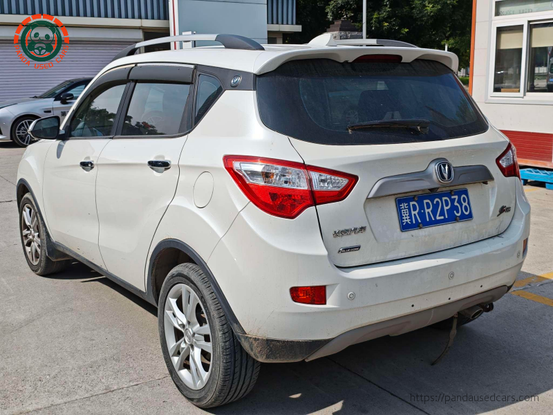 Changan Changan CS35 2014 model 1.6L automatic luxury version, National IV emission standard, 84,200 kilometers.