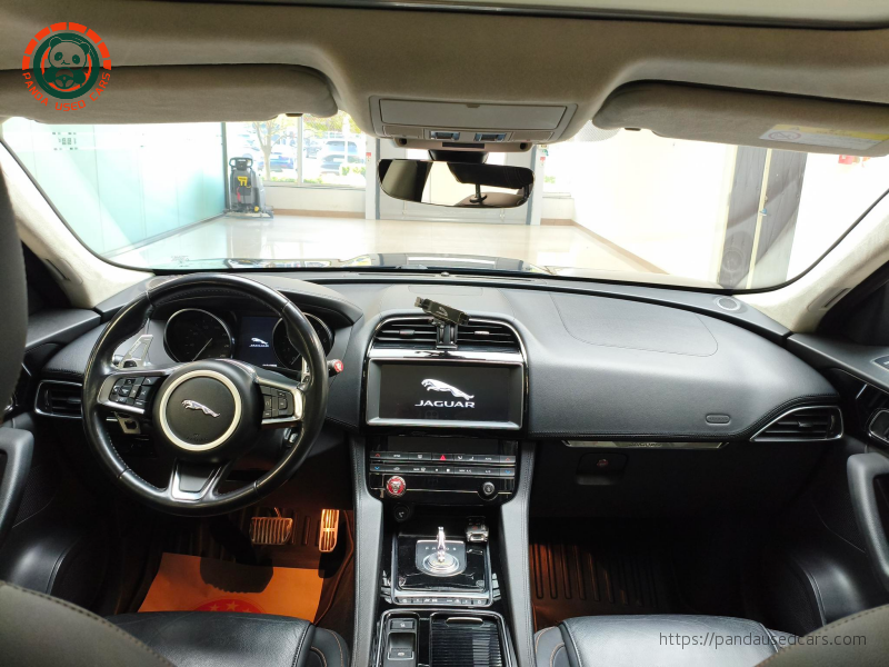 JAGUAR Jaguar F-PACE 2019 2.0T AWD Urban Luxury Edition, 112,200 km