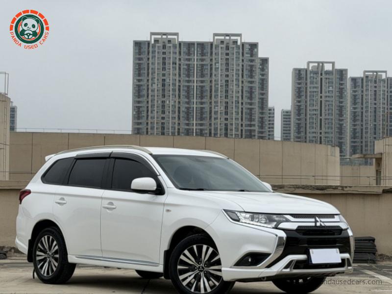Mitsubishi Mitsubishi Outlander 2018 2.0L 2WD Glory 5-Seat