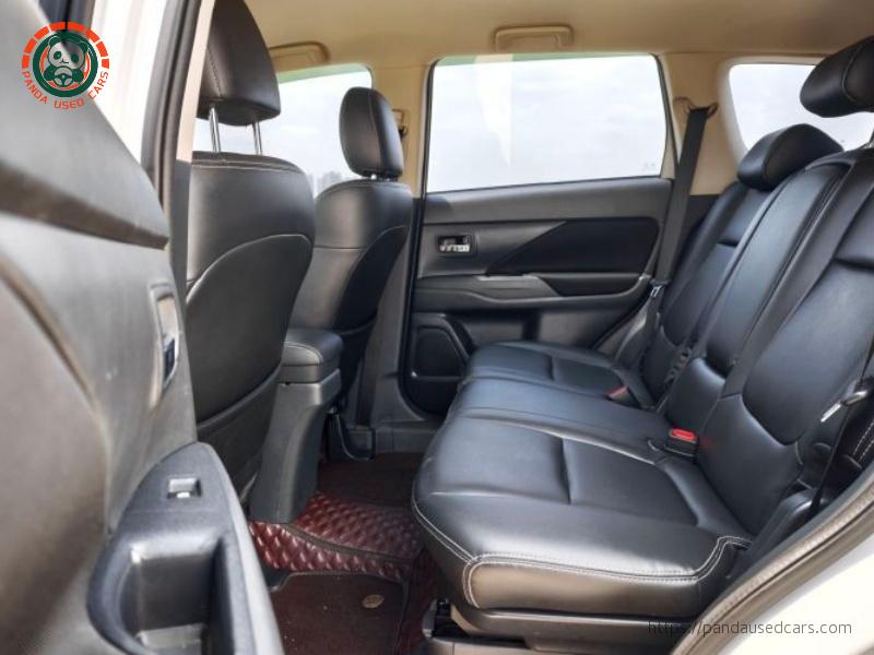 Mitsubishi Mitsubishi Outlander 2018 2.0L 2WD Glory 5-Seat