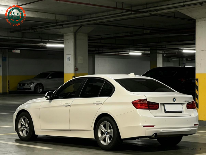 BMW BMW 3 Series 2013 320i Fashion Edition, 126,100 km