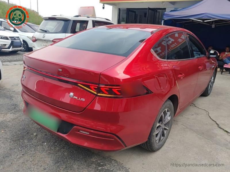 BYD BYD Qin PLUS 2023 Champion DM-i 55KM Leading