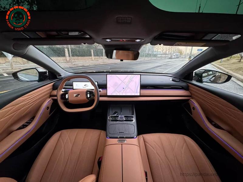 Geely Geely Galaxy Starshine 8 2025 130km EM-i Premium Version