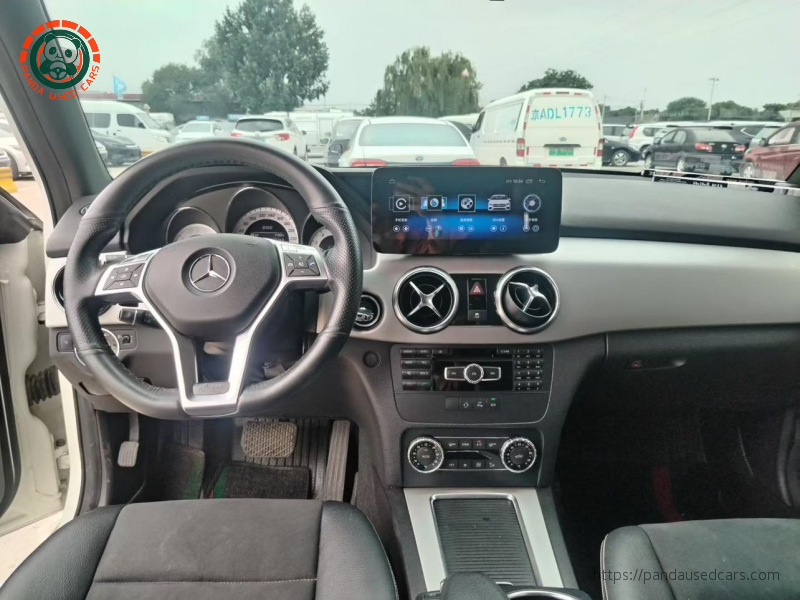 Mercedes-Benz Mercedes-Benz GLK-Class 2014 GLK 200 Standard Edition, 161,000 km
