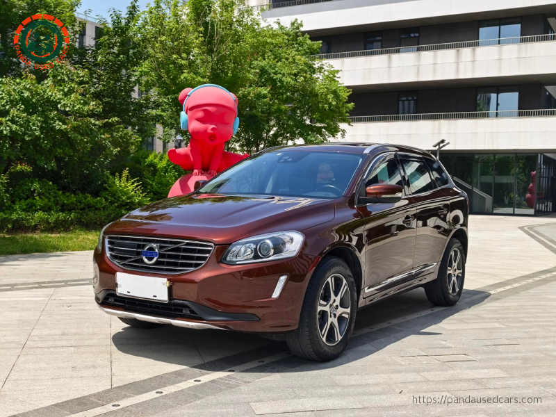 Volvo XC60 2015 T5 AWD Smart Edition, 66,100 km
