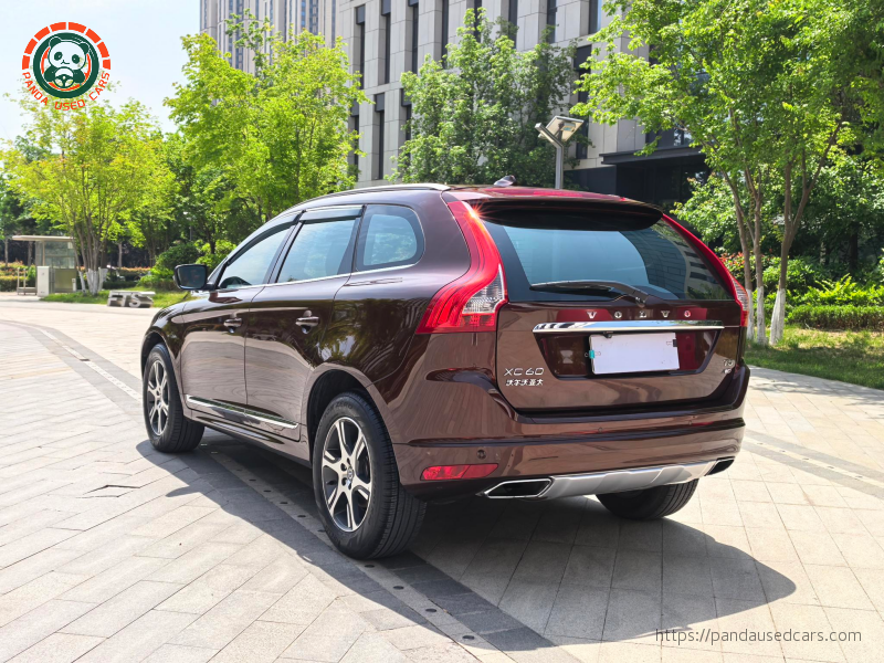 Volvo Volvo XC60 2015 T5 AWD Smart Edition, 66,100 km