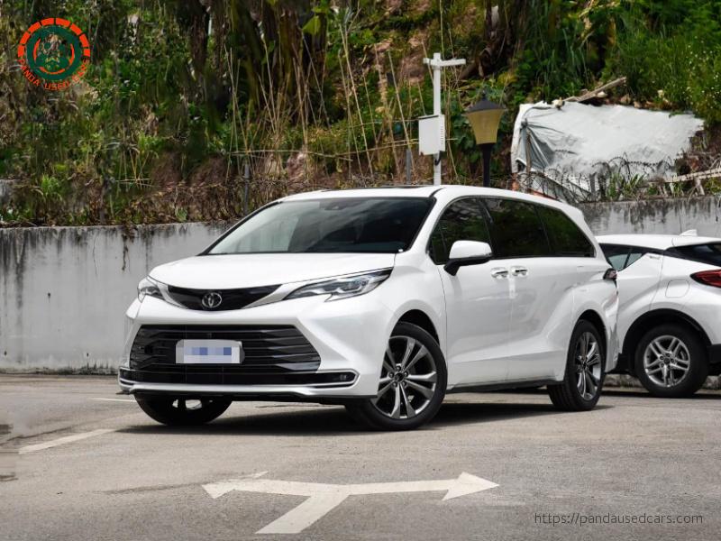 2026 Sienna 2.5L Hybrid 2WD Premium Luxury Edition