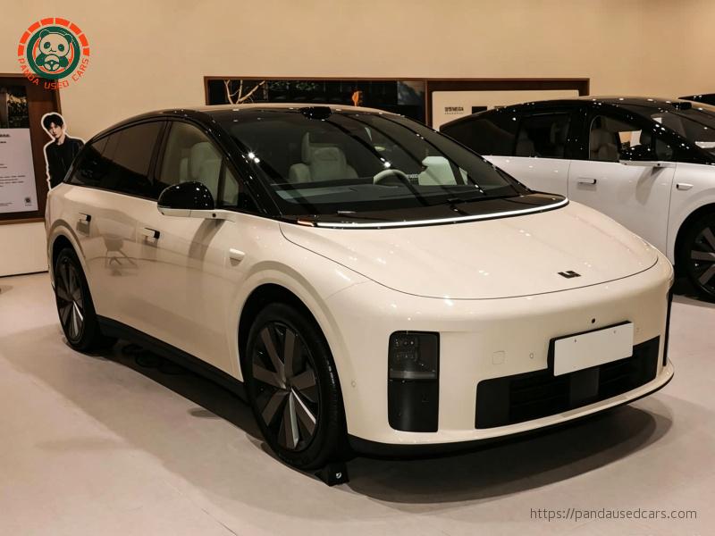 Li Auto i6 2025 Model 2WD Standard Version