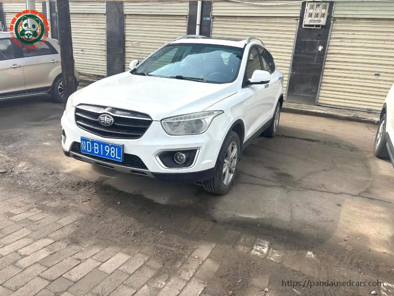 BESTUNE Besturn 2015 X80 2.0 Basic Edition MT