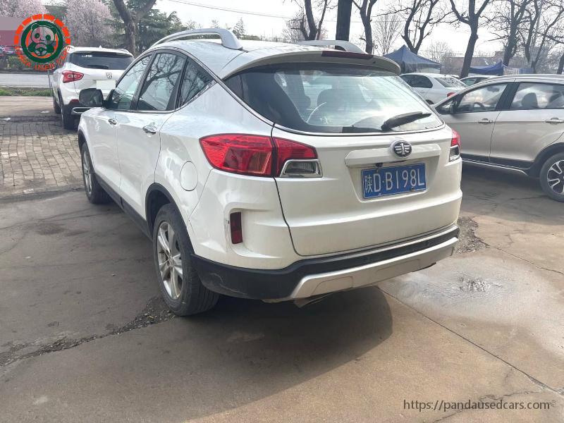 BESTUNE Besturn 2015 X80 2.0 Basic Edition MT