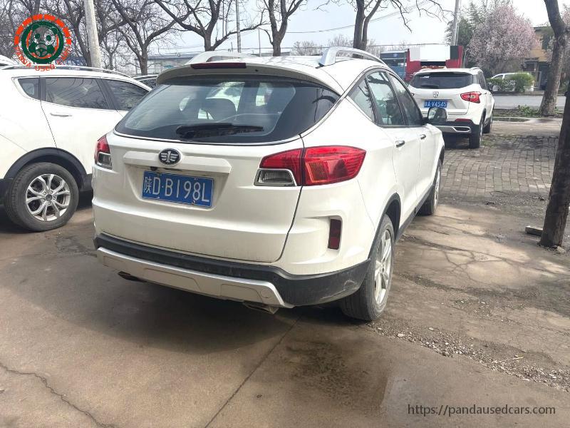 BESTUNE Besturn 2015 X80 2.0 Basic Edition MT