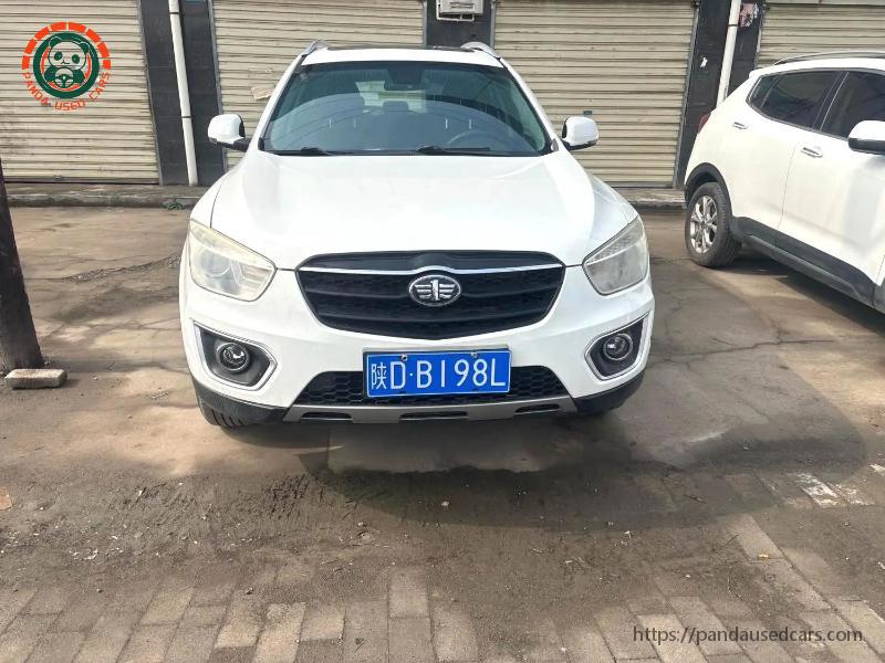 BESTUNE Besturn 2015 X80 2.0 Basic Edition MT