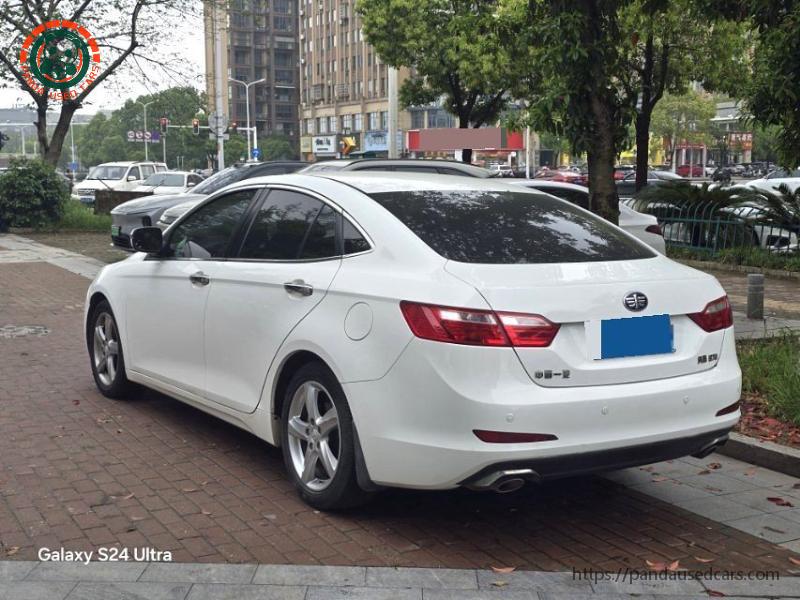 BESTUNE Bestune 2016 B70 2.0 Luxury Automatic