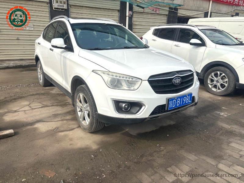 BESTUNE Besturn 2015 X80 2.0 Basic Edition MT