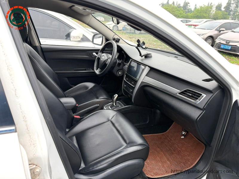 BESTUNE Bestune 2020 T99 2.0TD 20TD Sports Luxury Edition Automatic