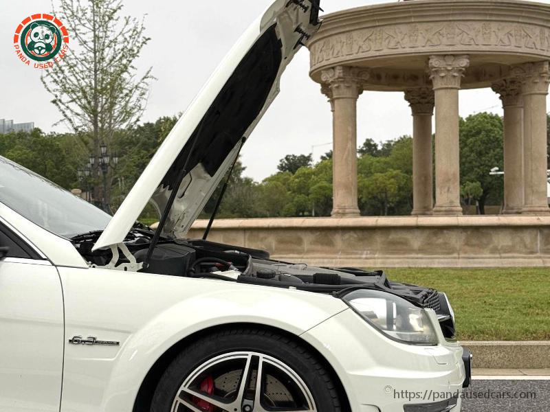 Mercedes-Benz Mercedes-Benz C-Class AMG (Imported) 2012 C 63 AMG 6.2 High Performance Edition Automatic