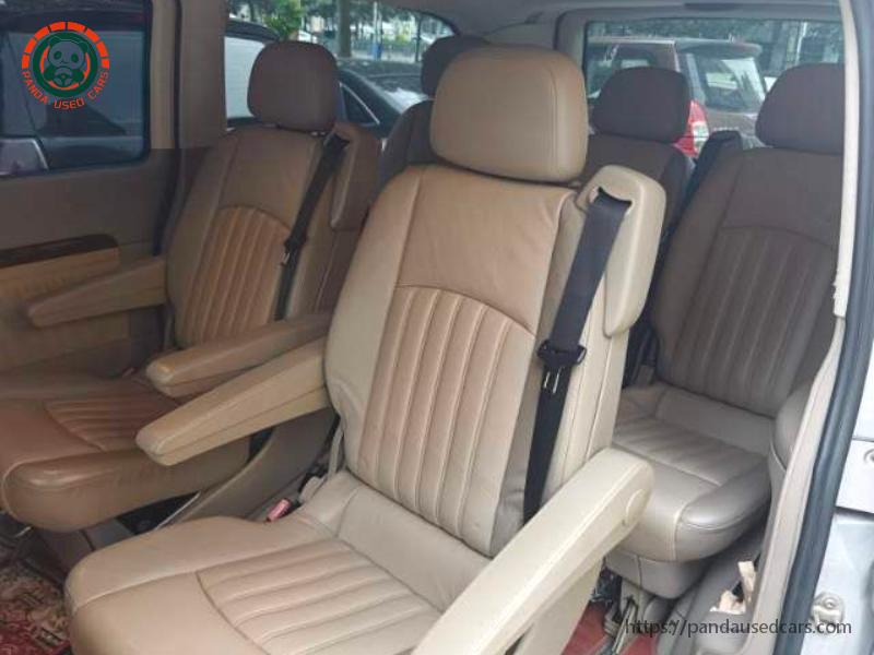 Mercedes-Benz Mercedes-Benz Viano 2010 2.5 Luxury Edition Automatic
