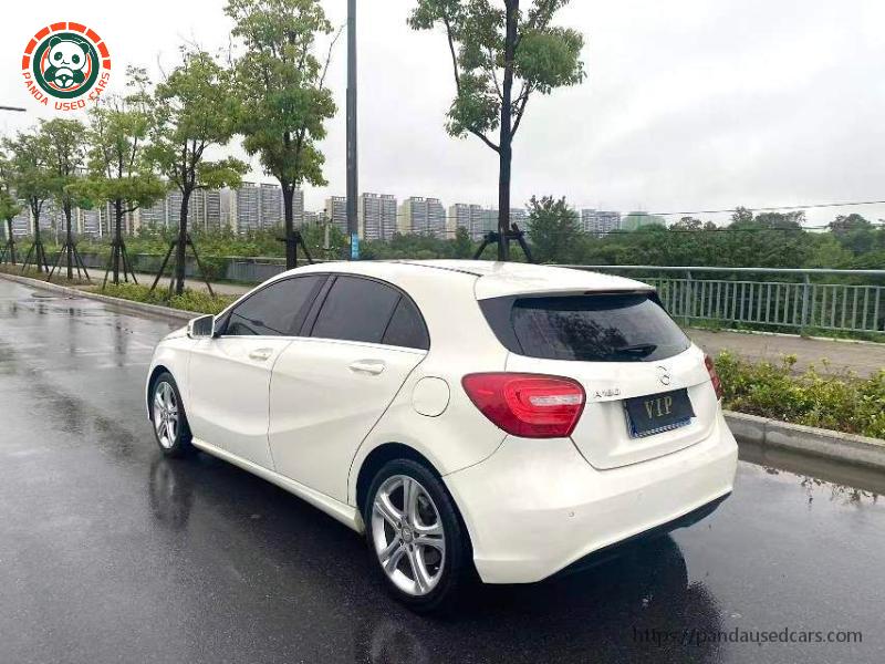 Mercedes-Benz Mercedes-Benz A-Class 2015 A 180 1.6T Standard Edition AT