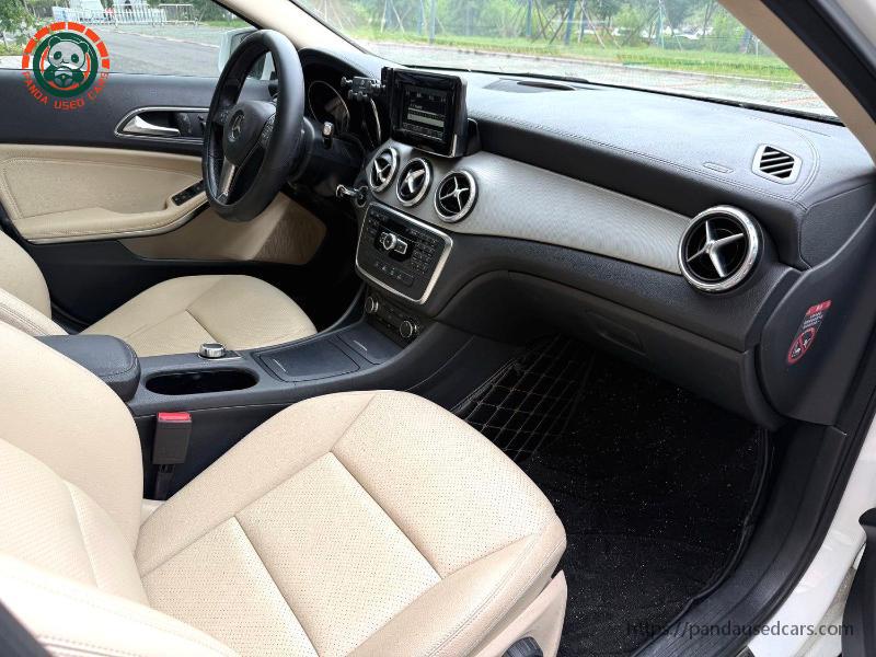 Mercedes-Benz Mercedes-Benz GLA 2015 GLA 200 1.6T Fashion Edition Automatic