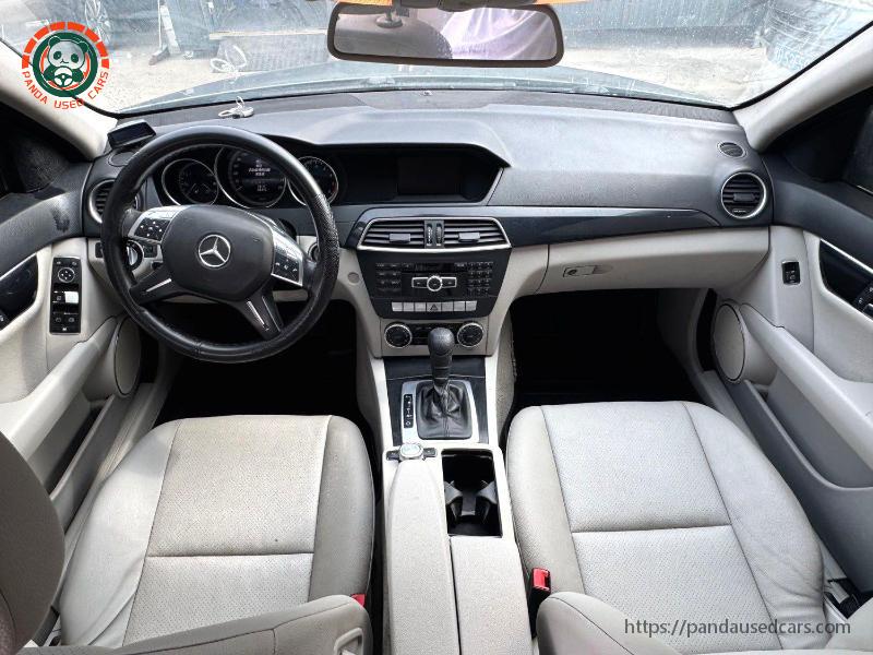Mercedes-Benz Mercedes-Benz C-Class 2013 C 180 CGI 1.8T Classic Grand Edition Automatic