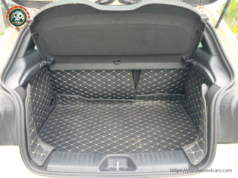 Mercedes-Benz Mercedes-Benz A-Class 2017 A 200 1.6T Dynamic Edition (Facelift) Automatic
