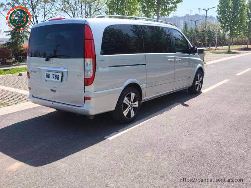 Mercedes-Benz Mercedes-Benz 2010 Viano 2.5 Luxury Edition Automatic