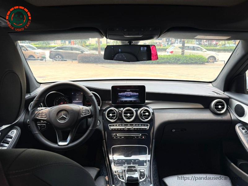 Mercedes-Benz Mercedes-Benz 2016 GLC 200 4MATIC 2.0T AT