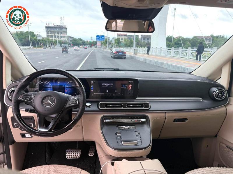 Mercedes-Benz Mercedes-Benz V-Class 2016 V 260 L 2.0T Noble Extended Version Automatic