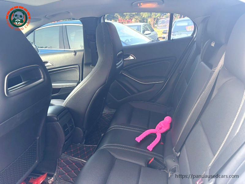 Mercedes-Benz Mercedes-Benz 2018 GLA 200 1.6T Fashion Edition AT