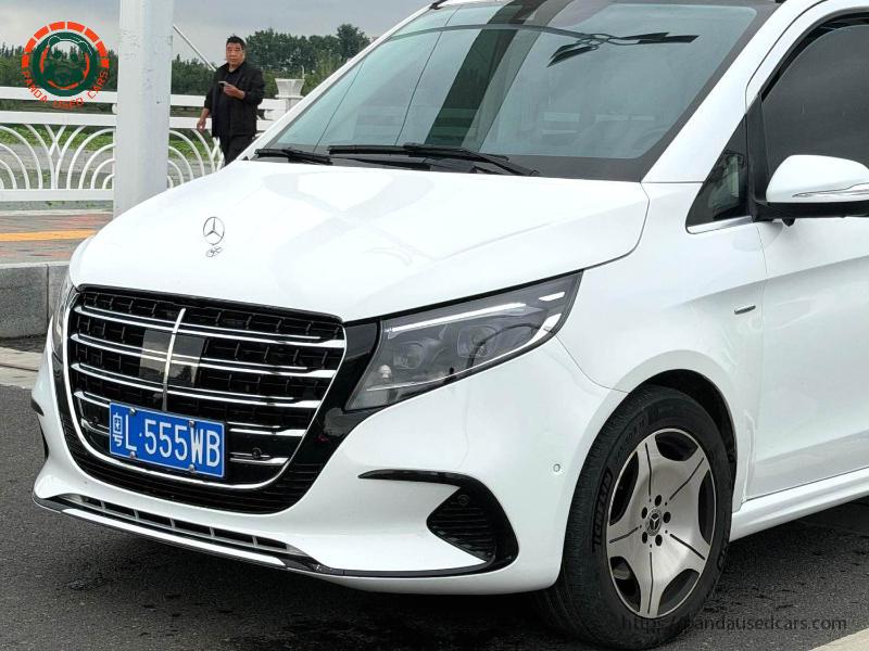Mercedes-Benz Mercedes-Benz V-Class 2016 V 260 L 2.0T Noble Extended Version Automatic