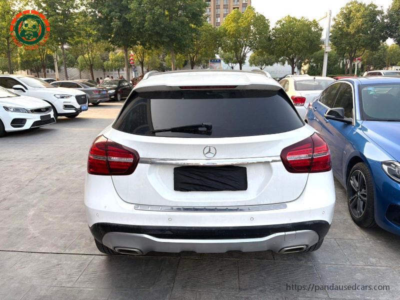 Mercedes-Benz Mercedes-Benz 2018 GLA 200 1.6T Fashion Edition AT