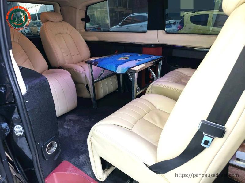 Mercedes-Benz Mercedes-Benz 2011 Vito 2.5 7-Seater Executive Edition Automatic