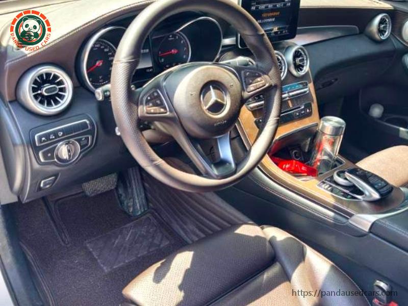 Mercedes-Benz Mercedes-Benz 2017 GLC 300 4MATIC 2.0T Dynamic Edition Automatic