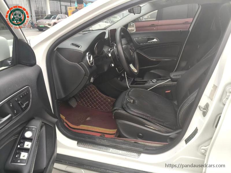 Mercedes-Benz Mercedes-Benz 2017 GLA 200 1.6T Dynamic Edition Automatic