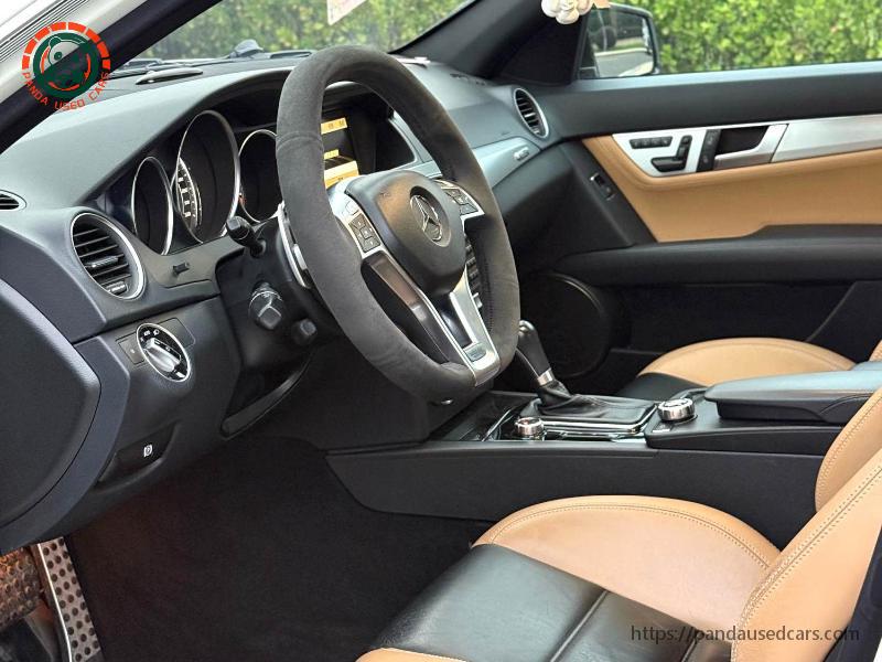 Mercedes-Benz Mercedes-Benz C-Class AMG (Imported) 2012 C 63 AMG 6.2 High Performance Edition Automatic