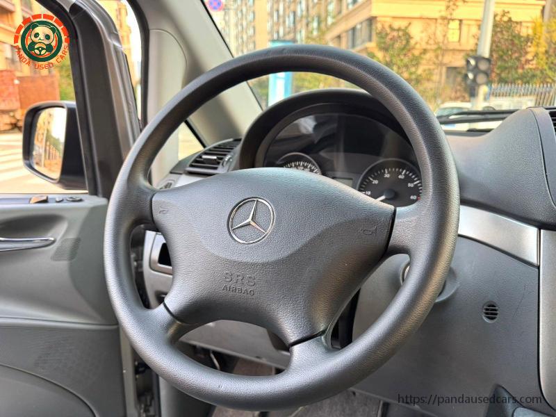 Mercedes-Benz Mercedes-Benz 2011 Vito 2.5 8-Seater Business Edition Automatic