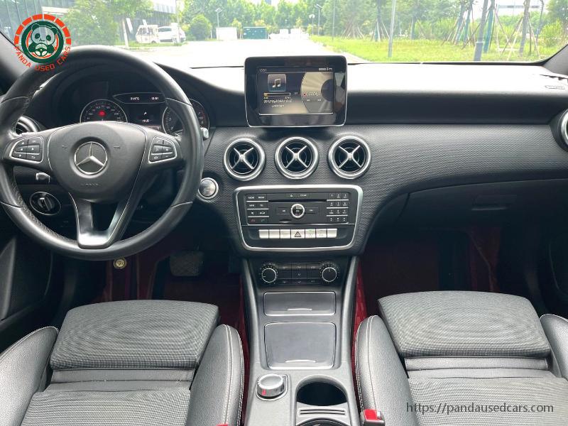 Mercedes-Benz Mercedes-Benz A-Class 2017 A 200 1.6T Dynamic Edition (Facelift) Automatic