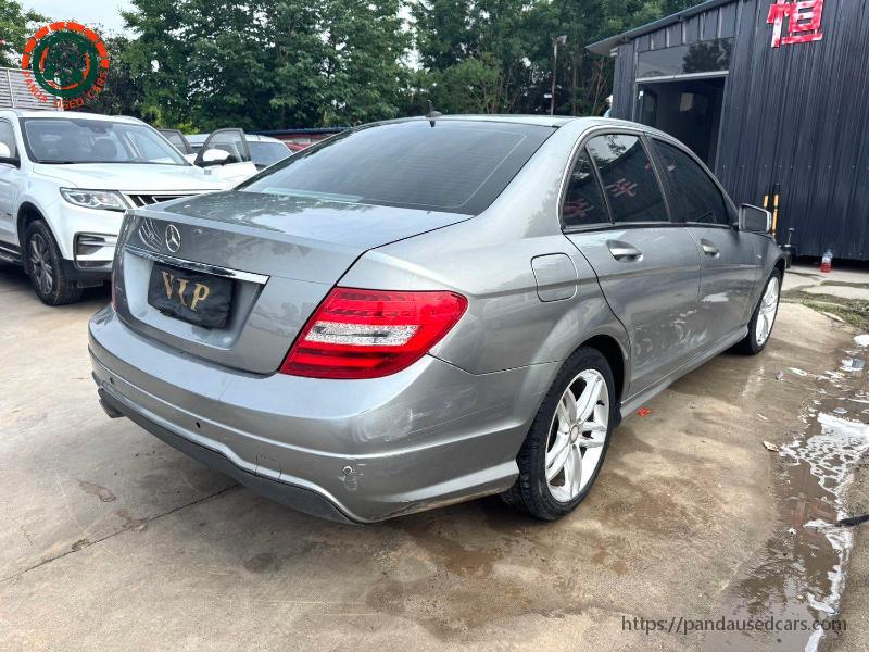 Mercedes-Benz Mercedes-Benz C-Class 2013 C 180 CGI 1.8T Classic Grand Edition Automatic