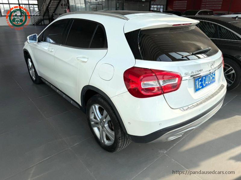 Mercedes-Benz Mercedes-Benz 2015 GLA 200 1.6T Dynamic Automatic