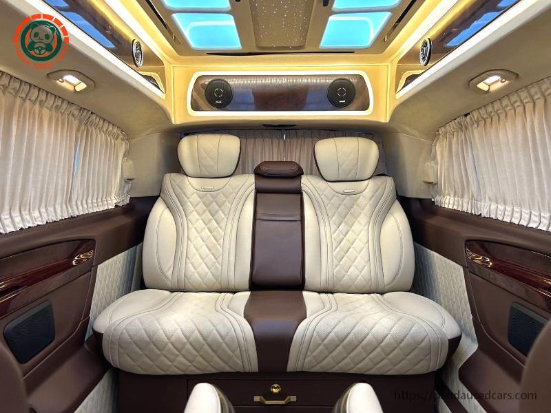 Mercedes-Benz Mercedes-Benz V-Class 2018 V 260 L 2.0T Exclusive Extended Version AT