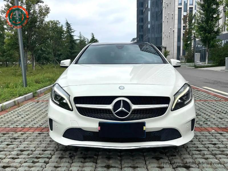 Mercedes-Benz Mercedes-Benz A-Class 2017 A 200 1.6T Dynamic Edition (Facelift) Automatic