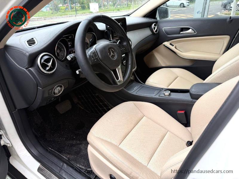 Mercedes-Benz Mercedes-Benz GLA 2015 GLA 200 1.6T Fashion Edition Automatic