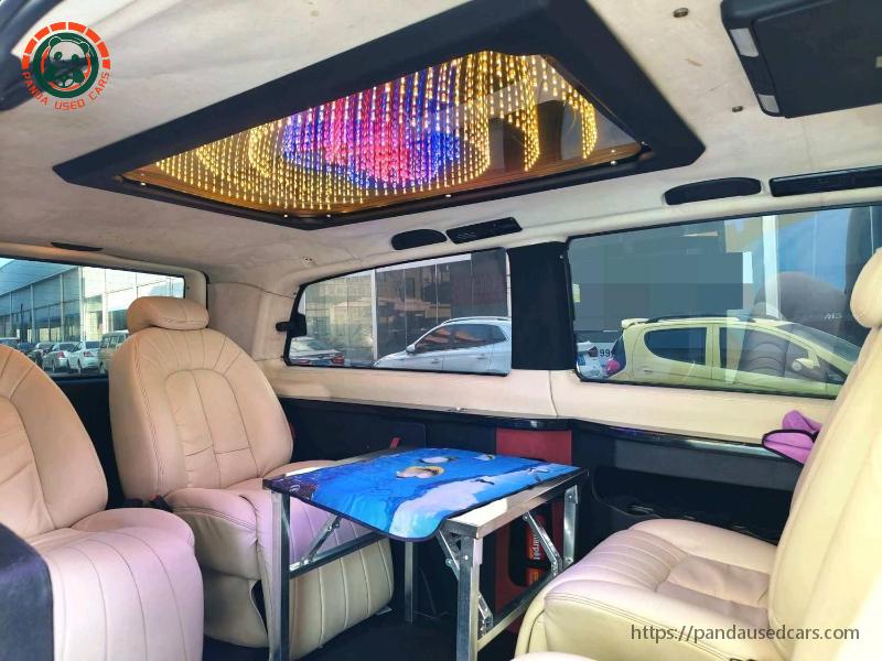 Mercedes-Benz Mercedes-Benz 2011 Vito 2.5 7-Seater Executive Edition Automatic