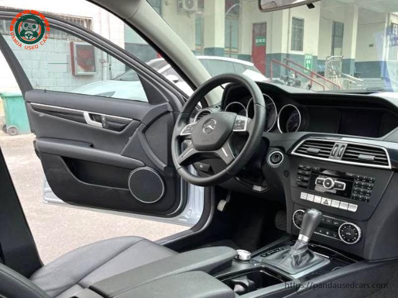 Mercedes-Benz Mercedes-Benz C-Class 2013 C 180 CGI 1.8T Classic Grand Edition Automatic