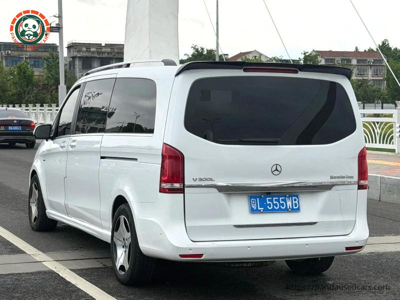 Mercedes-Benz Mercedes-Benz V-Class 2016 V 260 L 2.0T Noble Extended Version Automatic
