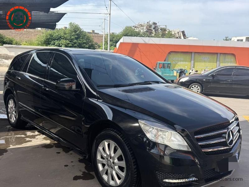 Mercedes-Benz Mercedes-Benz R-Class (Imported) 2011 R 350 L 4MATIC 3.5 Automatic