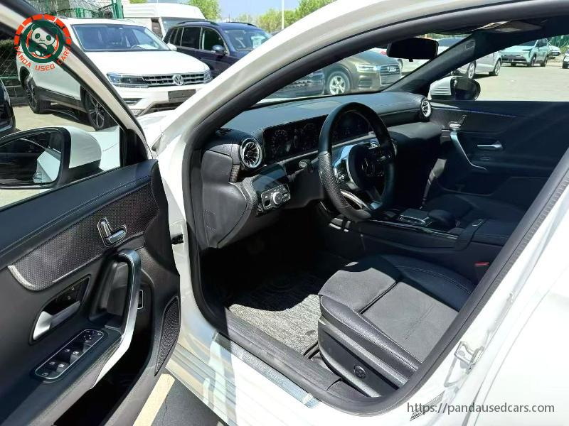 Mercedes-Benz Mercedes-Benz A-Class 2023 A 200 L 1.3T Fashion Edition Automatic