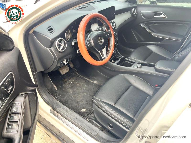 Mercedes-Benz Mercedes-Benz GLA 2015 GLA 200 1.6T Fashion Edition Automatic