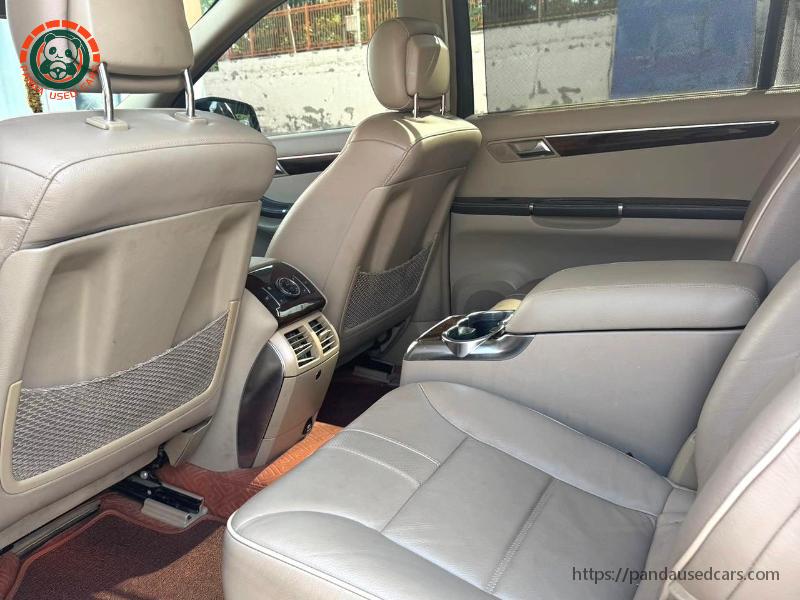 Mercedes-Benz Mercedes-Benz R-Class (Imported) 2011 R 350 L 4MATIC 3.5 Automatic